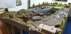 00 Gauge Model railway layout DCC 14x7ft (4 sections) delivered peco hornby