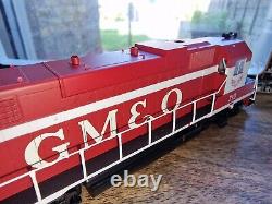 ATLAS Model Railroad GP-38 Locomotive GM & Ohio #713 Ref, #8971