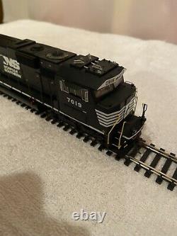 Athearn # 65257 SD60E withDCC & Sound Norfolk Southern # 7019 HO Scale MIB