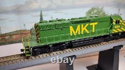 Athearn HO Train Custom LED/Tsunami DCC/Sound & Keep Alive MKT SD40-2 Locomotive