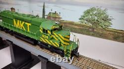 Athearn HO Train Custom LED/Tsunami DCC/Sound & Keep Alive MKT SD40-2 Locomotive