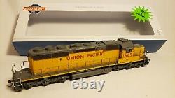 Athearn RTR HO Scale Union Pacific EMD SD40N with DCC and Sound #1665