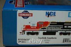 Athearn/Roundhouse RTR GP38-2 Norfolk Southern #5642 First Responders DCC