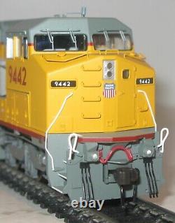 Atlas HO Master Gold 9619 UP Union Pacific Dash 8-40CW Diesel #9442 DCC Sound