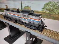 Atlas HO Train NEW withDigitrax DCC Amtrak Alco RS1 Powered Diesel Locomotive