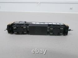 Atlas Norfolk & Southern Gp-38 Locomotive # 5669 DCC & Sound N-scale