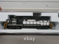 Atlas Norfolk & Southern Gp-38 Locomotive # 5669 DCC & Sound N-scale