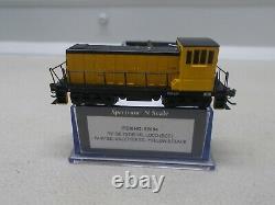 BACHMANN # 682054 UNDECORATED YELLOW & BLACK GE 70 TON LOCOMOTIVE WithDCCN-SCALE