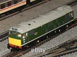 Bachmann 32-325DC BR Class 25/1, No D5211 in BR green Livery, Mint, Boxed