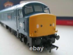 Bachmann Class 45 Peak 45040 THE KINGS SHROPSHIRE LIGHT INFANTRY