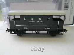 Dapol 4S-027-001S SE&CR Wainwright D Class Sound Fitted + Dance Hall Brake Van