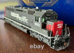 HO Athearn Genesis Southern Pacific SD40M-2 #8693 DCC/Sound