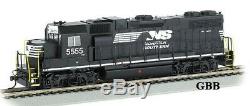 HO DCC & SOUND EQUIPPED GP38-2 NORFOLK SOUTHERN #5555 Locomotive Bachmann 66802