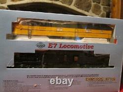 HO Proto 2000 CNW Chicago & North Western E7 Diesel 5009A MARS LIGHT DCC Ready