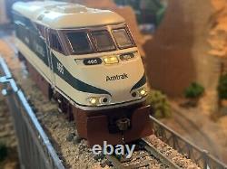 HO Scale Athearn F59PHI DC or DCC Diesel Locomotive AMTRAK CASCADES detailed LED