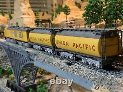 HO Scale Athearn RTR Gas Turbine DC or DCC Locomotive with 2 Tenders HIGH QUALITY