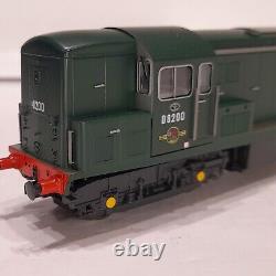 Heljan 1500 Class 15 D8200 in BR Plain Green Livery DCC Ready Mint Boxed OO