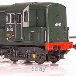 Heljan 1500 Class 15 D8200 in BR Plain Green Livery DCC Ready Mint Boxed OO