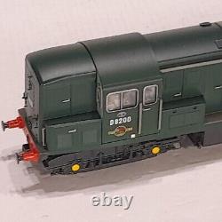 Heljan 1500 Class 15 D8200 in BR Plain Green Livery DCC Ready Mint Boxed OO