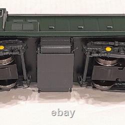 Heljan 1500 Class 15 D8200 in BR Plain Green Livery DCC Ready Mint Boxed OO