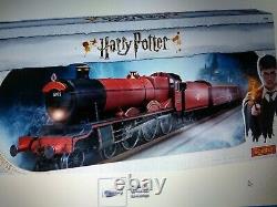 Hornby Hogwarts Express R1234 Train Sett 00 Gauge Harry Potter DCC Ready