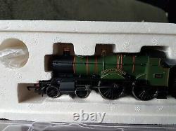 Hornby Locomotive R3061'County of Bedford' GWR DCC Ready OO/HO Gauge BNIB