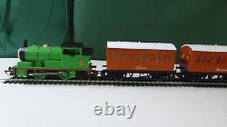 Hornby Percy plus Annie and Clarabel DCC Fitted runs on dc too