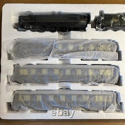 Hornby R1177 Gloucester City Pullman Set DCC Ready Mint Condition Christmas