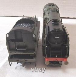 Hornby R2584 SR West Country Class Locomotive Plymouth 34003 OO GAUGE DCC READY