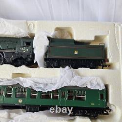 Hornby R2599M The Royal Wessex Train Pack DCC Ready Certificate 0124 Limited