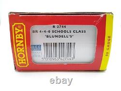 Hornby R2744 BR Schools Class Blundells 4-4-0 DCC Ready -New (minor wear to box)