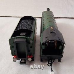 Hornby R2910 LNER A4 Class Locomotive Dominion of Canada 60010 OO GAUGE DCC RDY