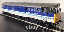 Hornby R2963 Class 31 BR Regional Railways (Blue/White), Lights, DCC Ready, NMIB