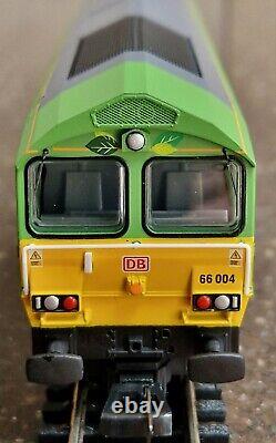 Hornby R30222 DB Cargo, Class 66, Co-Co, 66004'Climate Hero' Era 11 DCC Ready