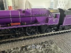 Hornby R30231 HM The Queen's Platinum Jubilee No. 70'Elizabeth Il' DCC SOUND