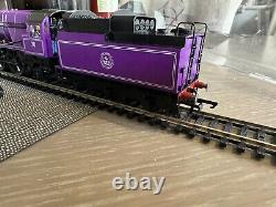 Hornby R30231 HM The Queen's Platinum Jubilee No. 70'Elizabeth Il' DCC SOUND