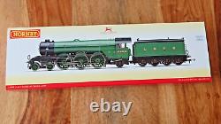 Hornby R3132 LNER 4-6-2 Class A3 Locomotive BOOK LAW No. 2599 DCC Ready NEW