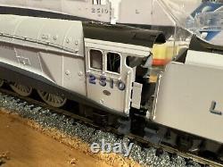 Hornby R3307 Class A4 2510 Quicksilver Silver Jubilee Limited Edition DCC Ready