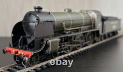 Hornby R3327 4-6-0 SR S15 Class 824 Southern, DCC Ready MINT