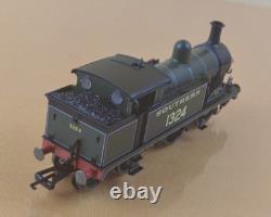Hornby R3540 OO Gauge SR Wainwright H Class 0-4-4T Green Loco 1324 DCC Ready