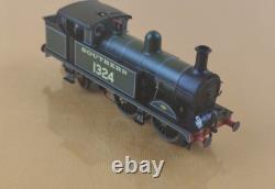 Hornby R3540 OO Gauge SR Wainwright H Class 0-4-4T Green Loco 1324 DCC Ready