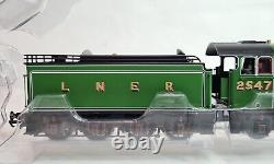 Hornby R3990 LNER Class A1 4-6-2'Doncaster' 2547 DCC Ready