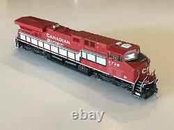 InterMountain Canadian Pacific ES44AC Locomotive with Sound. CP 8726