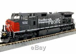 KATO 376631 HO GE C44-9W Southern Pacific 8132 Locomotive DC, DCC READY 37-6631