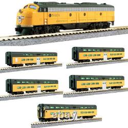 Kato C&NW EMD E8A & Pullman Bi-Lvl 400 Train Chicago & North Western N Scale