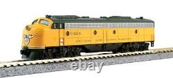 Kato C&NW EMD E8A & Pullman Bi-Lvl 400 Train Chicago & North Western N Scale