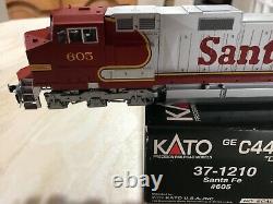 Kato GE C44-9W Santa Fe loco DCC ready Road # 605 New