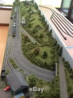 Model Railway layout, 11 x 4 ft 4 sections Half Fully Scenic DC or DCC, OO gauge