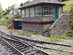 Model Railway layout, 11 x 4 ft 4 sections Half Fully Scenic DC or DCC, OO gauge