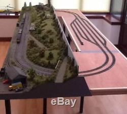 Model Railway layout, 11 x 4 ft 4 sections Half Fully Scenic DC or DCC, OO gauge